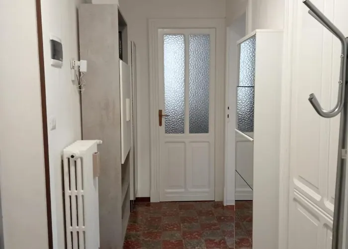 Apartament A Casa Da Pier Parma